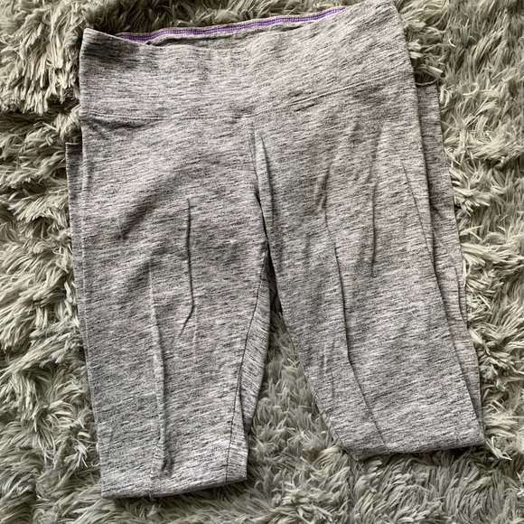 TNA Capris - Picture 4 of 4